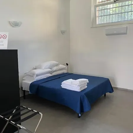 Mini Loft Rina - Stazione Migliarina Apartamento La Spezia