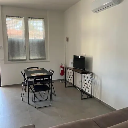 아파트 Mini Loft Rina - Stazione Migliarina 라스페치아